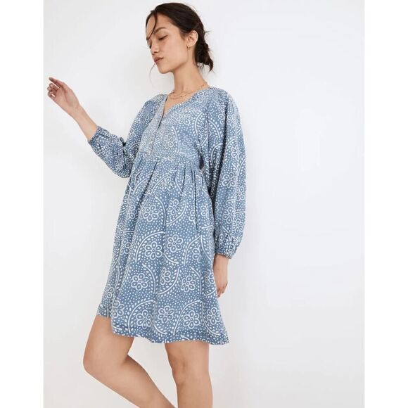 Bubble-Sleeve Button-Front Mini Dress in Indigo Paisley XS - Picture 1 of 13